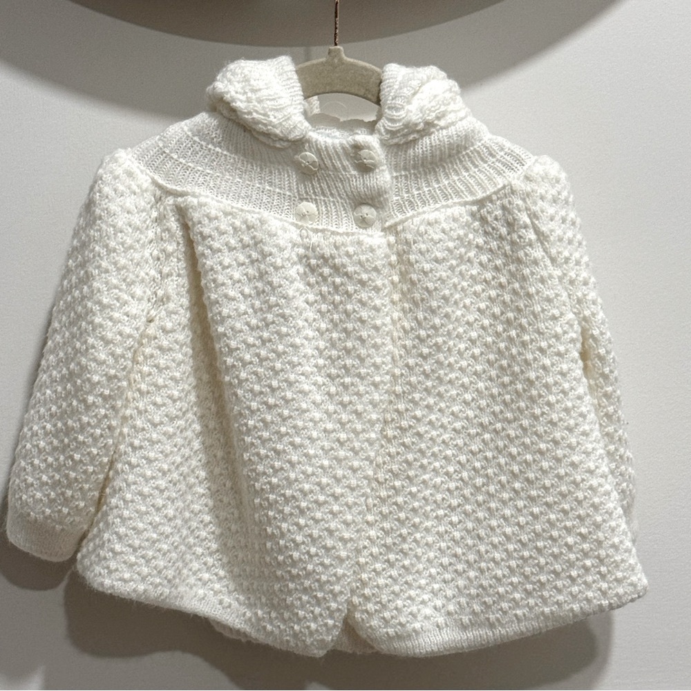 Baby Dove Hooded Cardigan Button
Front Cable Knit Sweater 12-18M